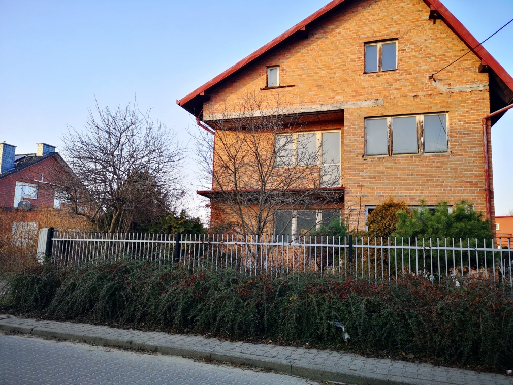 Do sprzedania dom w stanie surowym zamkniętym 170 m2 w Długołęce powiat wrocławski